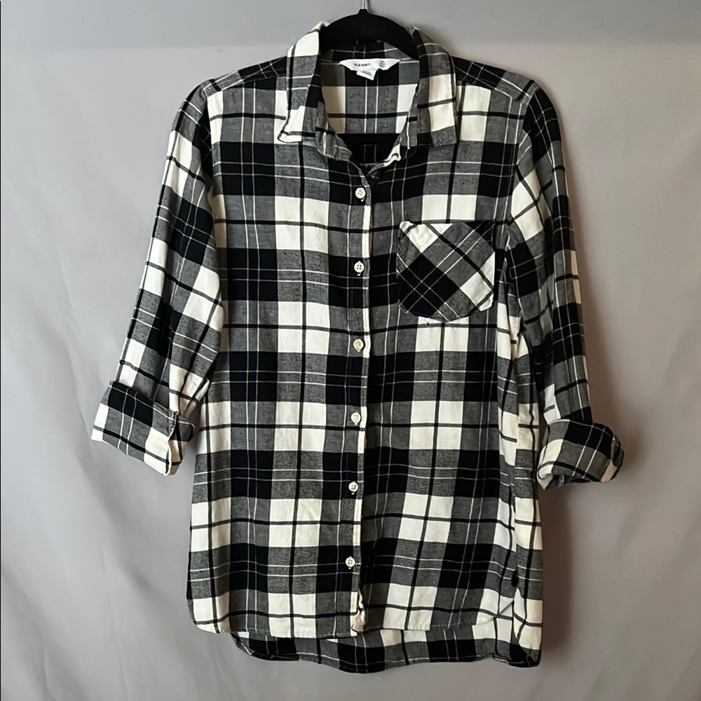 Old Navy “The Tunic Shirt” plaid button down | size M